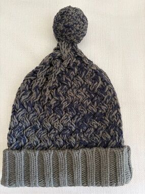 Dolce & Gabbana Black and Gray Knit Beanie with Logo Tag